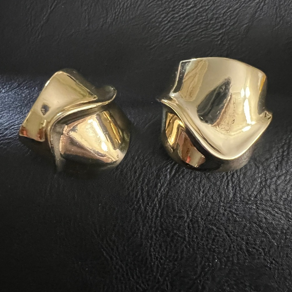 Vintage Chunky Gold Tone Sculptural Abstract Pierced Earrings Minimalist